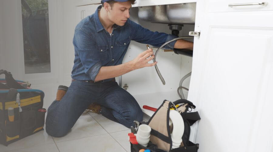 Local annual plumbing maintenance in Crumrod, AR